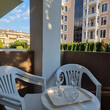 Apartment Domus Extra *
